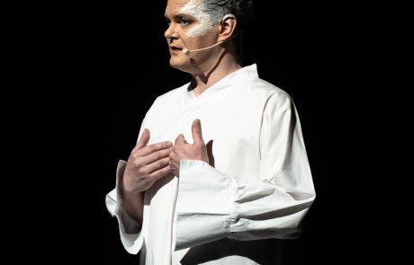 DSC08876 – 2025 04 15 – Zuvedra – Kauno Dramos Teatras – 3000 – Final – V01